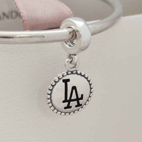Pandora Los Angeles Dodgers MLB Logo Exclusive Dangle Charm with box - Picture 1 of 6